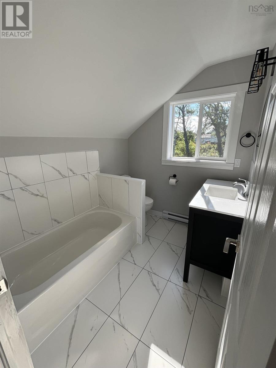 47 School Street, Glace Bay, Nova Scotia  B1A 1J3 - Photo 15 - 202510203