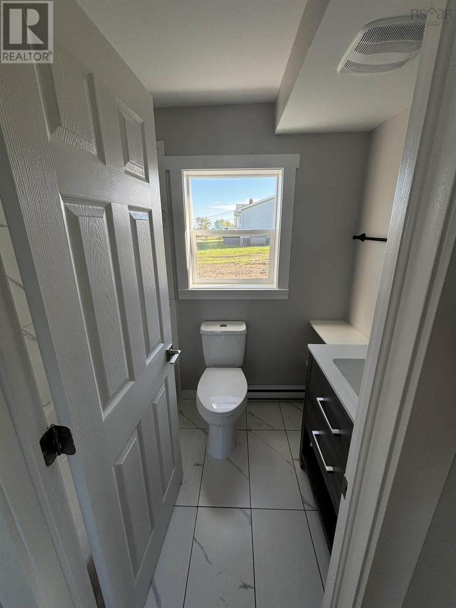 47 School Street, Glace Bay, Nova Scotia  B1A 1J3 - Photo 9 - 202510203