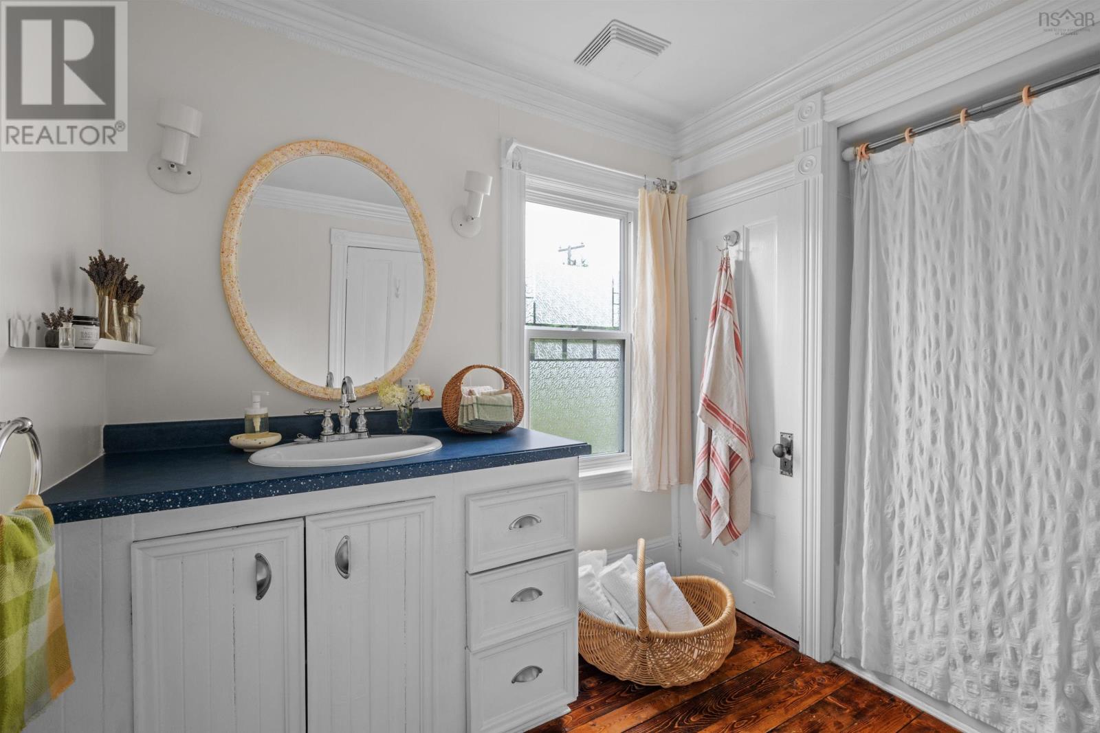 28 Wharf Road, Bush Island, Nova Scotia  B0R 1C0 - Photo 16 - 202519938