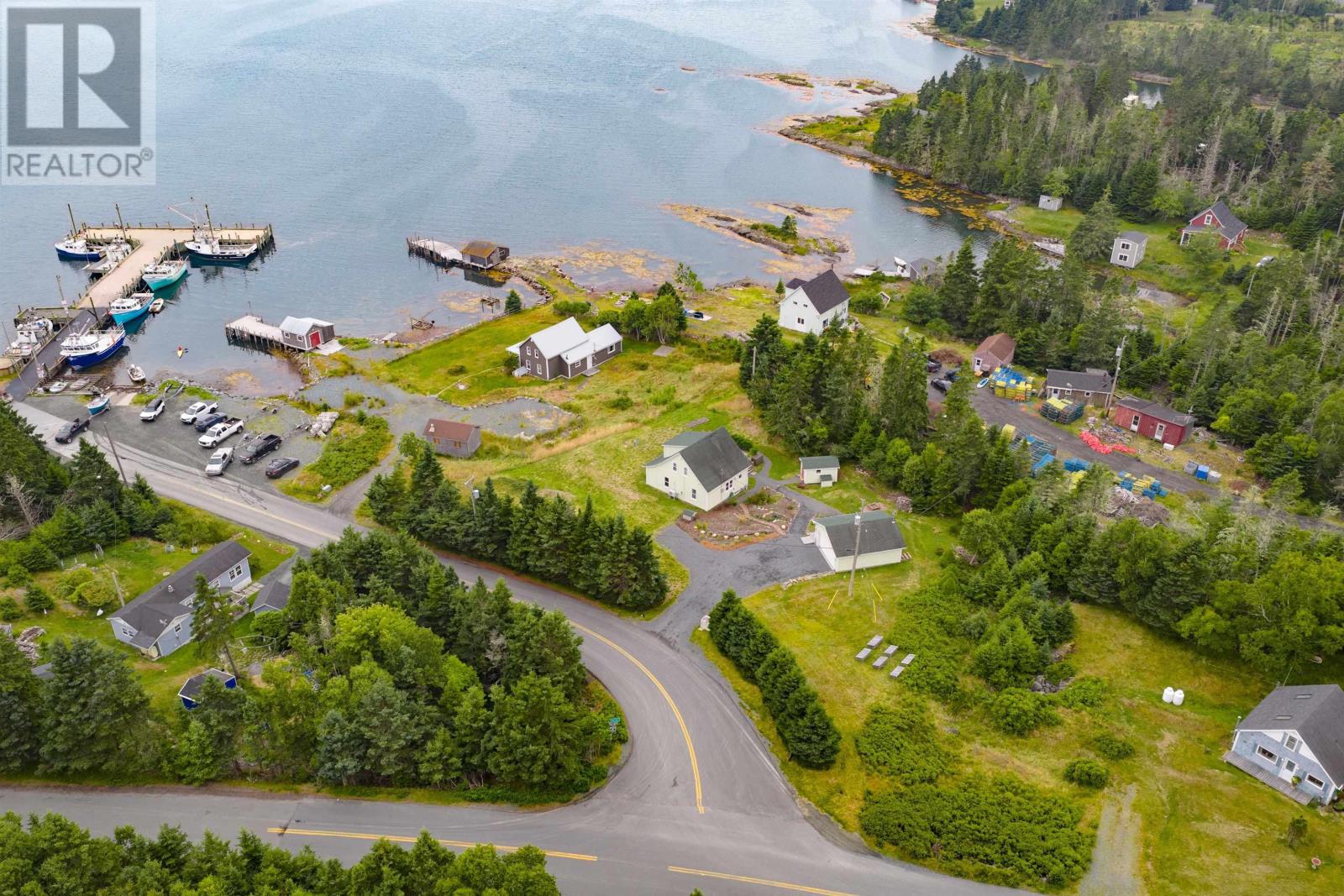 28 Wharf Road, Bush Island, Nova Scotia  B0R 1C0 - Photo 46 - 202519938