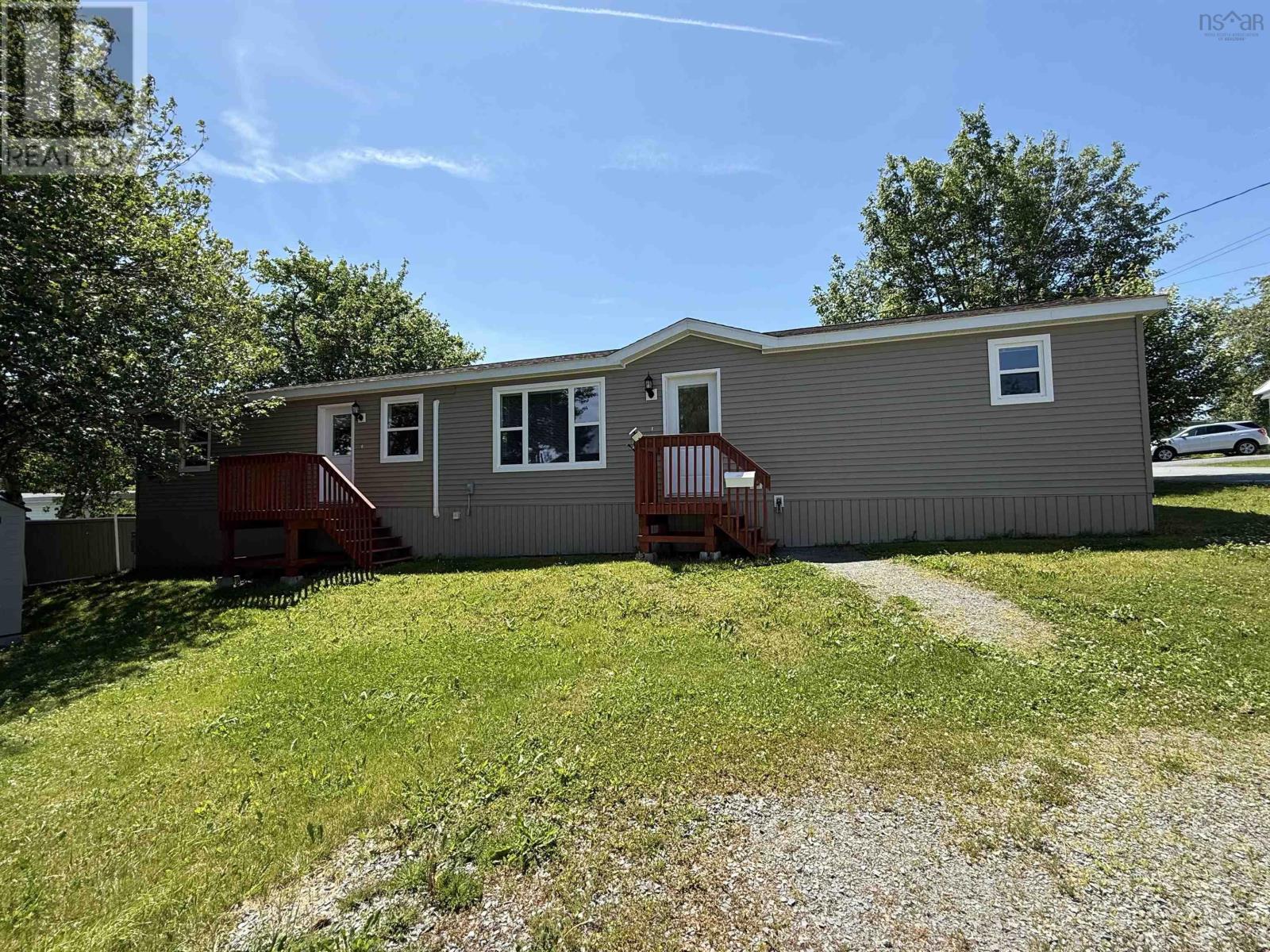 432 Glen Rise Drive, Beaver Bank, Nova Scotia  B4E 1M2 - Photo 2 - 202516285
