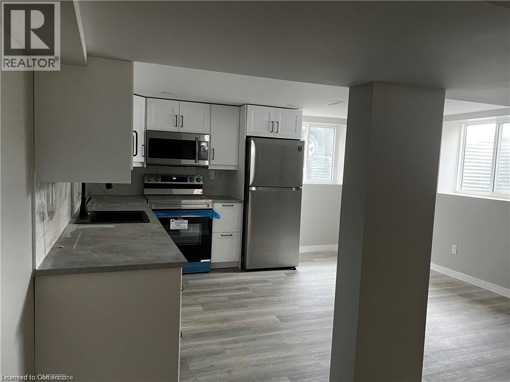7 Welbourn Drive Unit# Basement, Hamilton, Ontario  L9A 3N1 - Photo 6 - 40758775