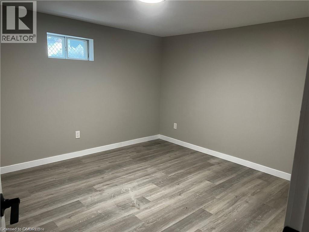 7 Welbourn Drive Unit# Basement, Hamilton, Ontario  L9A 3N1 - Photo 8 - 40758775