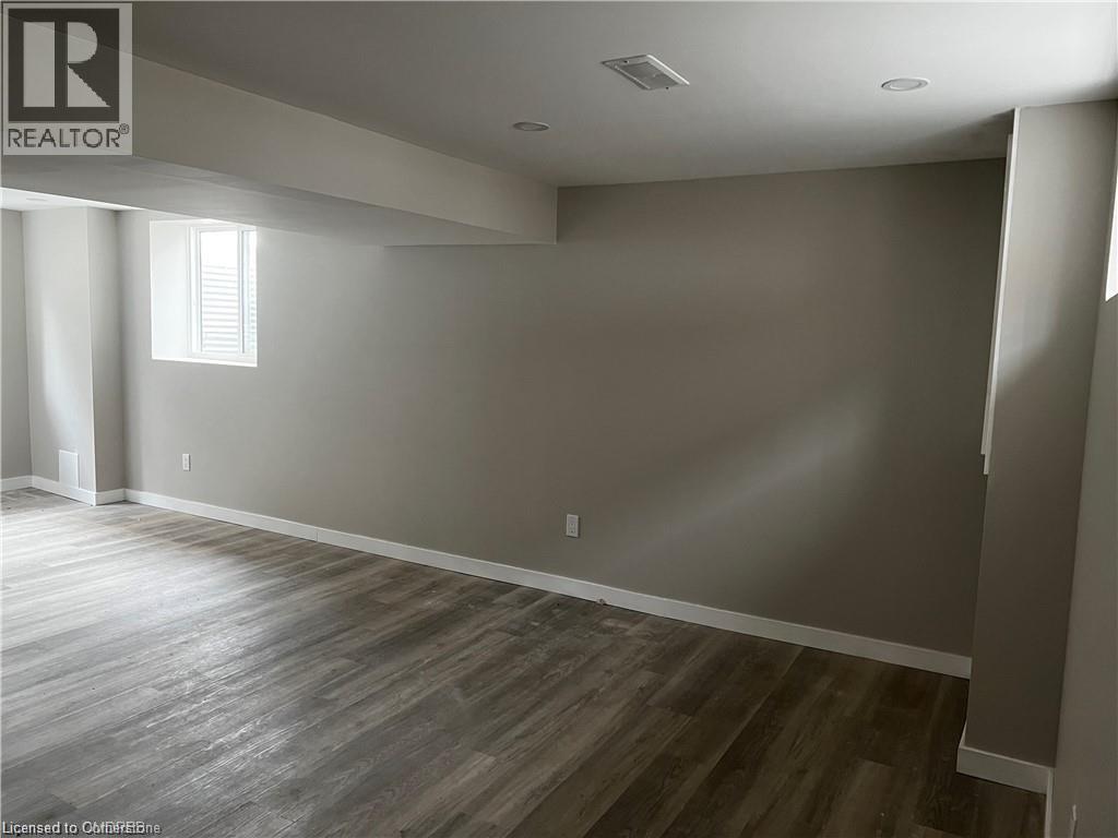 7 Welbourn Drive Unit# Basement, Hamilton, Ontario  L9A 3N1 - Photo 3 - 40758775
