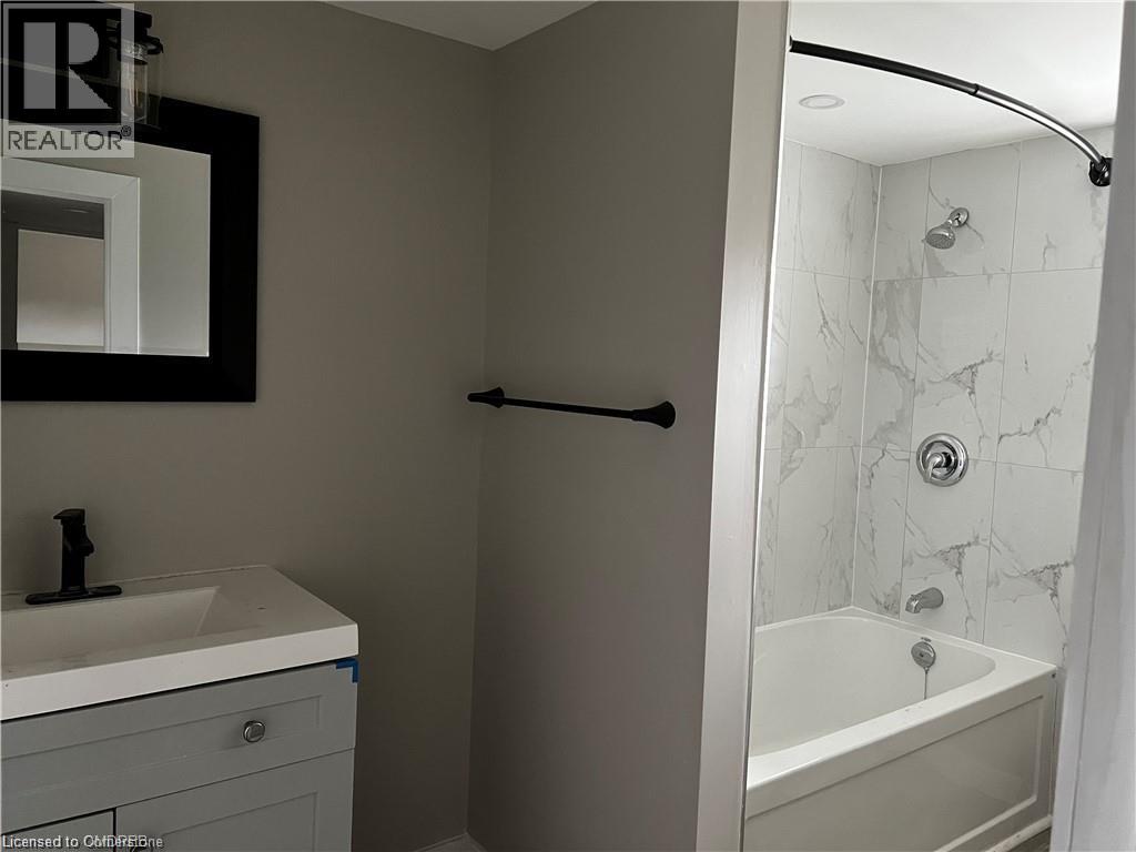 7 Welbourn Drive Unit# Basement, Hamilton, Ontario  L9A 3N1 - Photo 9 - 40758775