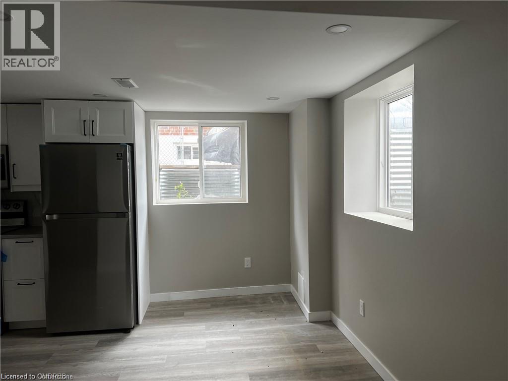 7 Welbourn Drive Unit# Basement, Hamilton, Ontario  L9A 3N1 - Photo 4 - 40758775