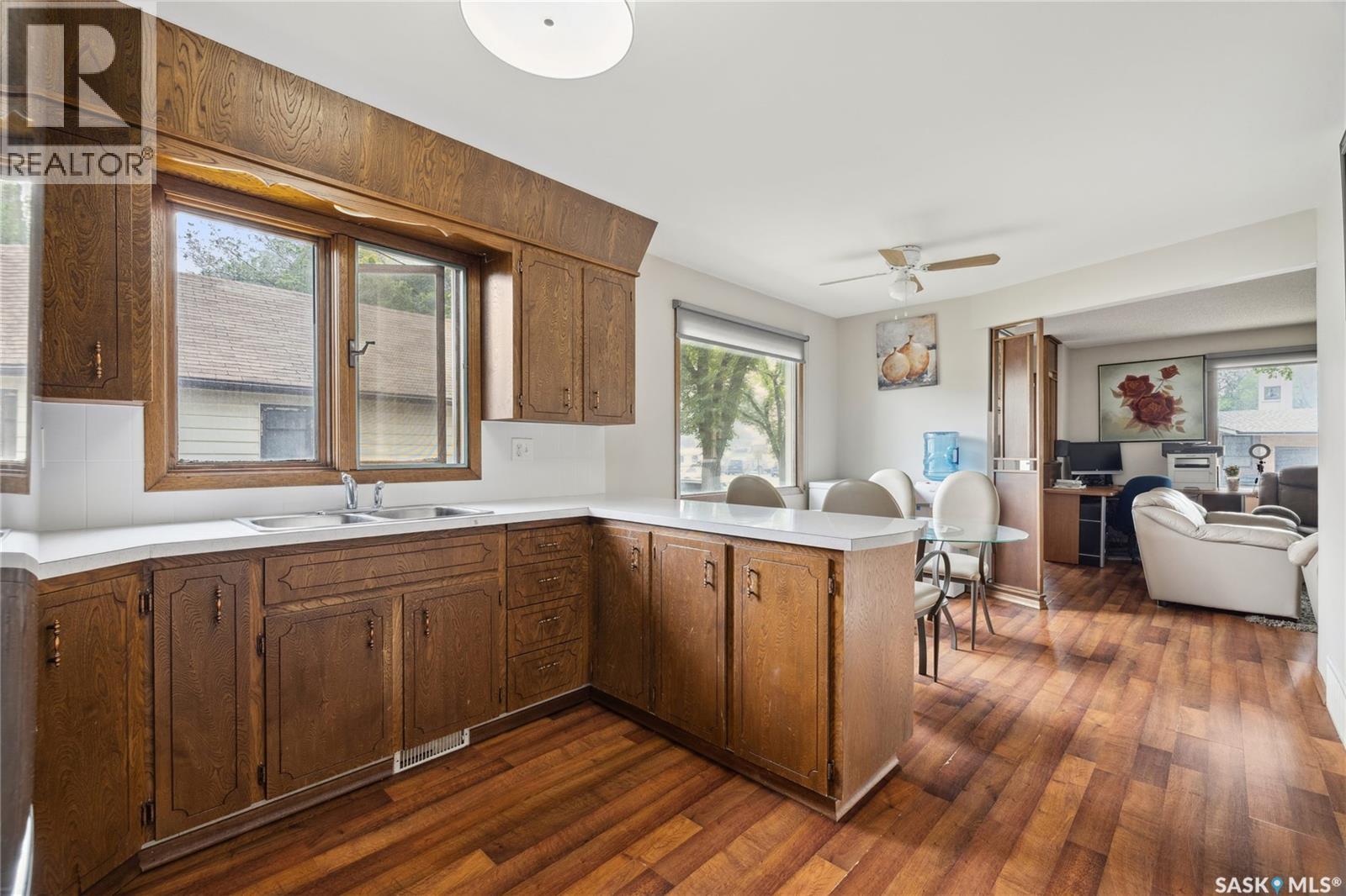 1921 Toronto Street, Regina, Saskatchewan  S4P 1M9 - Photo 12 - SK015130