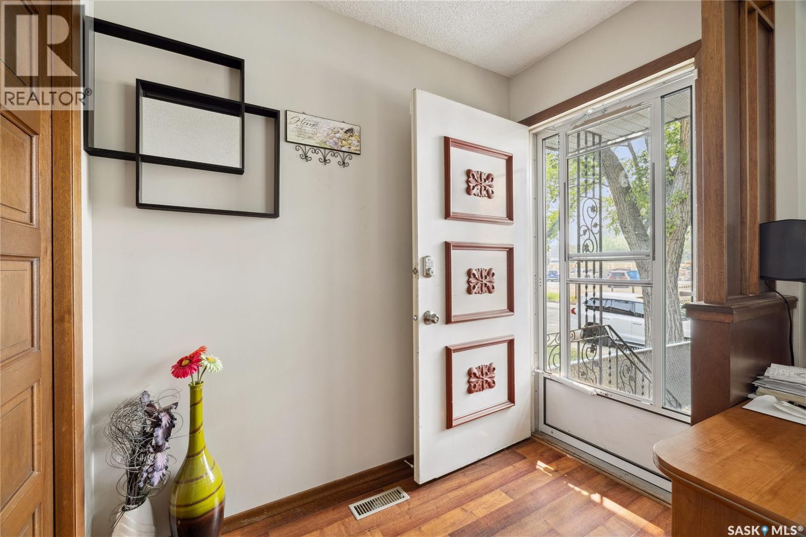Property at 1921 Toronto STREET image 3