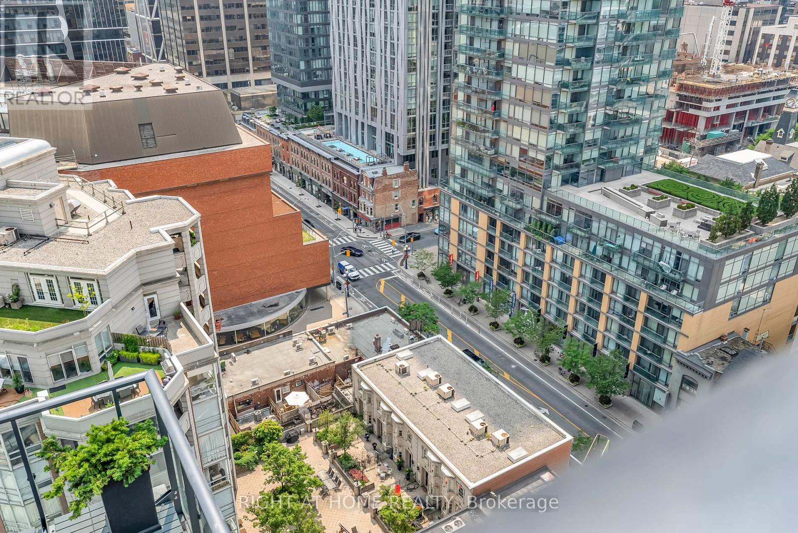 2109 - 825 Church Street, Toronto, Ontario  M4W 3Z4 - Photo 21 - C12333827