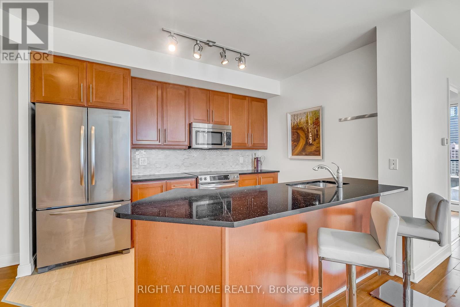 2109 - 825 Church Street, Toronto, Ontario  M4W 3Z4 - Photo 24 - C12333827