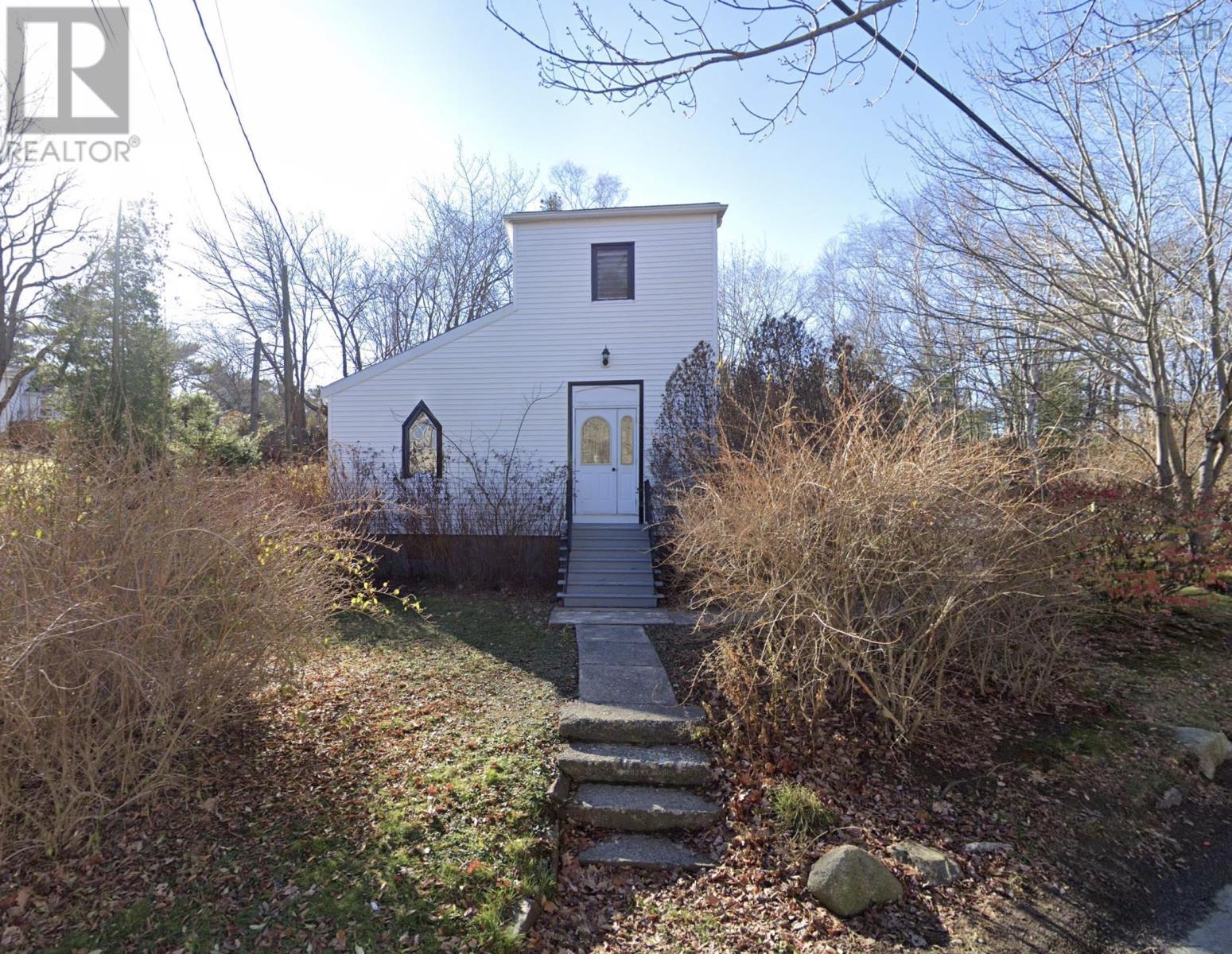 5 Kirk Road, Halifax, Nova Scotia  B3P 1A5 - Photo 2 - 202520133