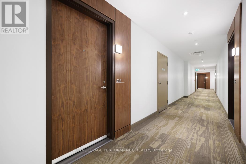 412 - 570 De Mazenod Avenue, Ottawa, Ontario  K1S 5X2 - Photo 4 - X12333932