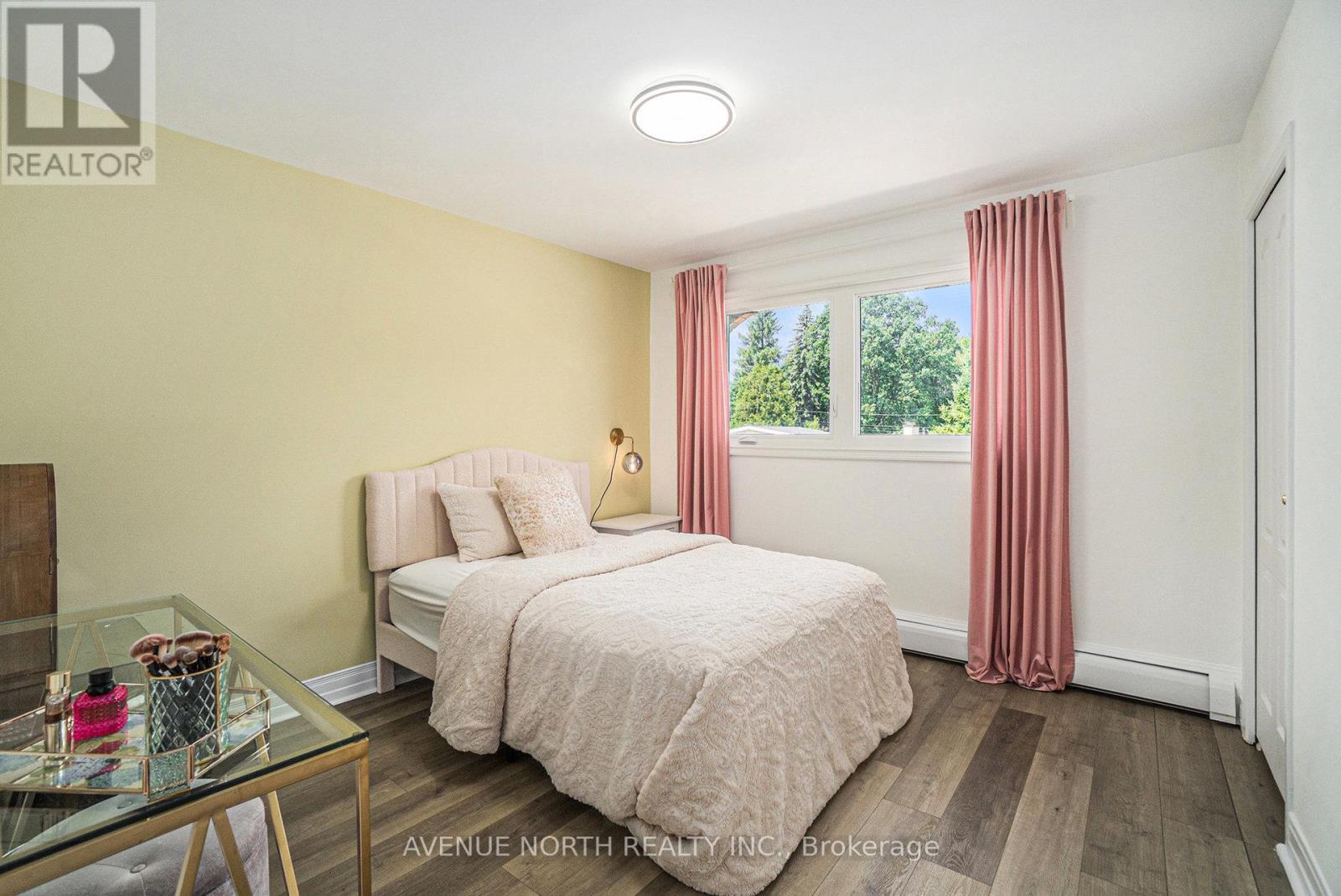 6 Mosgrove Avenue, Ottawa, Ontario  K2B 7W7 - Photo 19 - X12333978