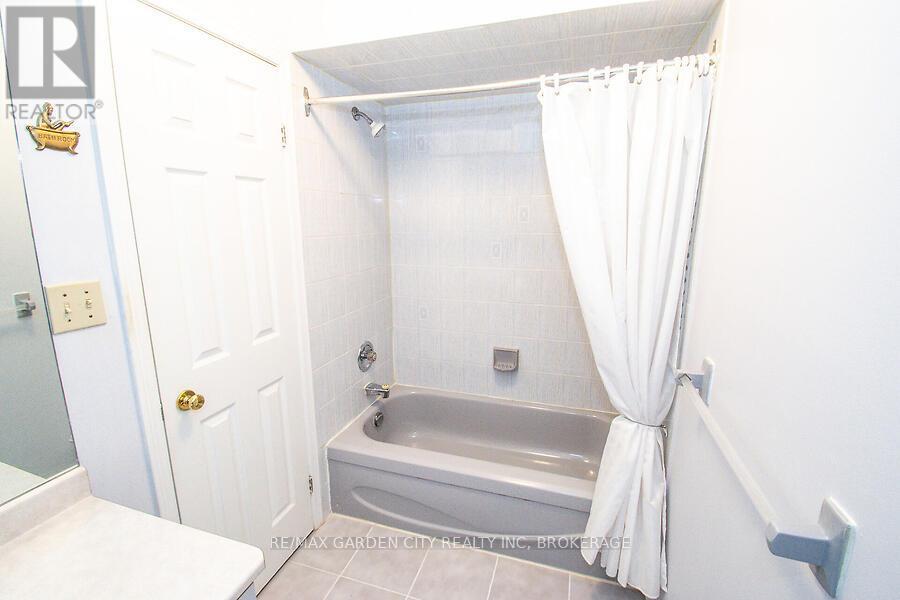 4575 Juniper Court, Lincoln, Ontario  L3J 0C8 - Photo 20 - X12333911