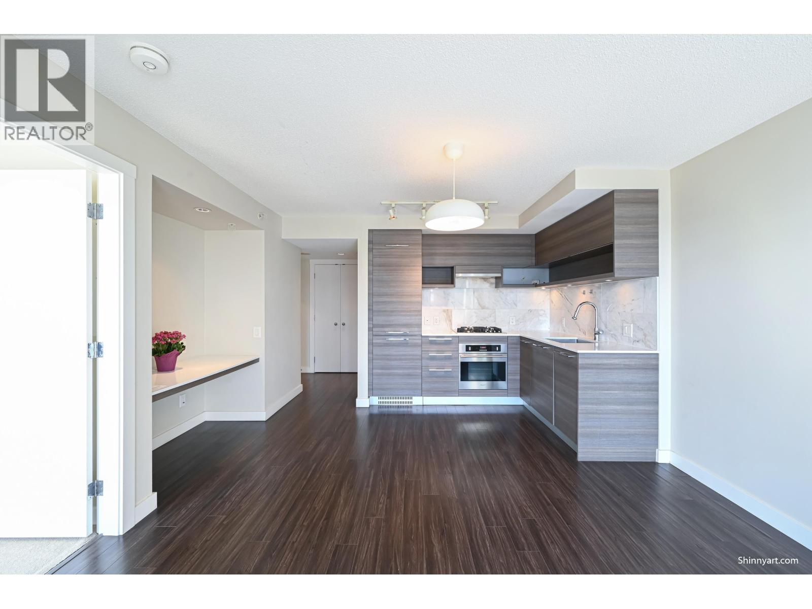 601 570 Emerson Street, Coquitlam, British Columbia  V3J 0G3 - Photo 4 - R3035208