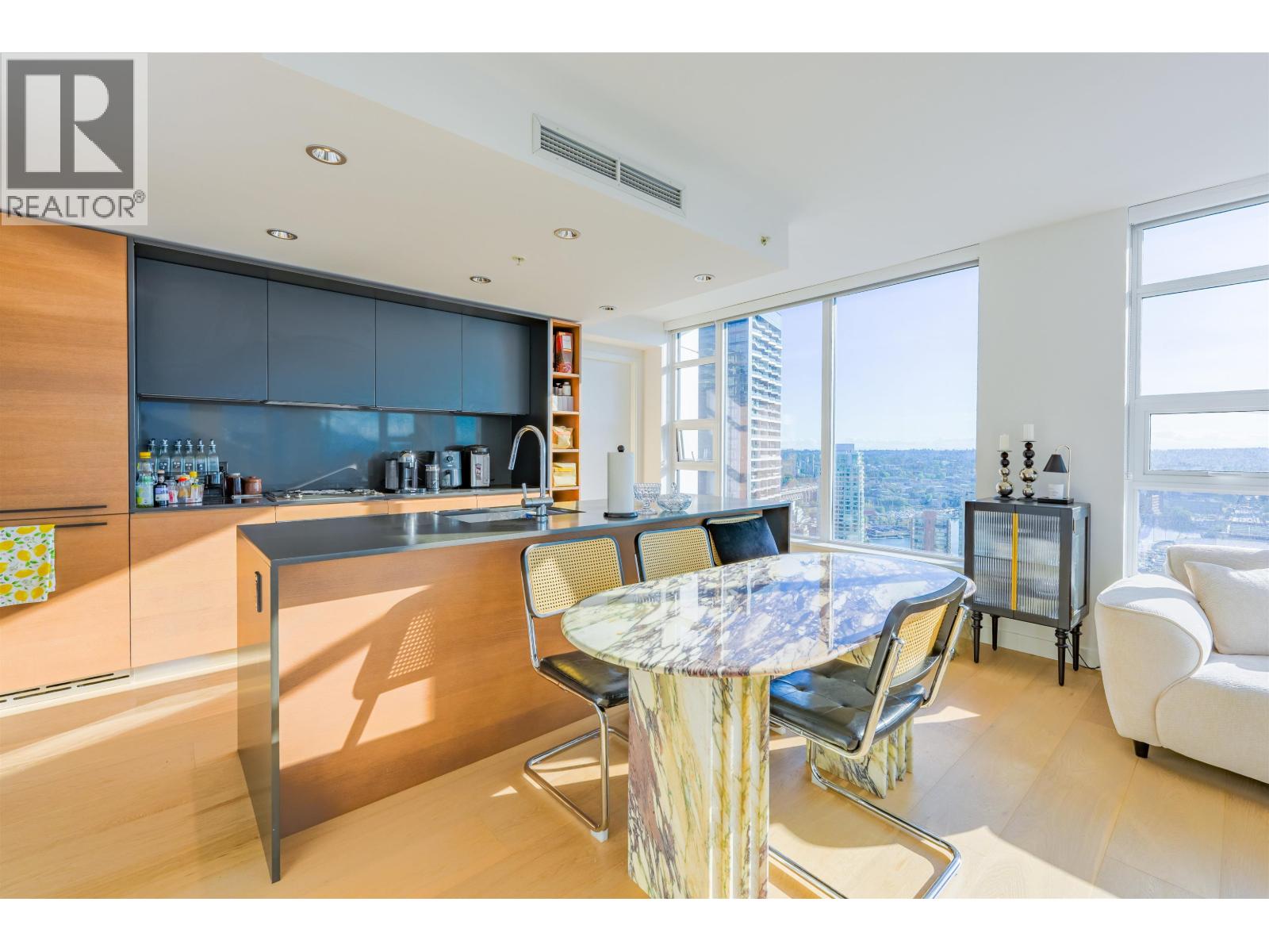 2701 1289 Hornby Street, Vancouver, British Columbia  V6Z 0G7 - Photo 4 - R3035262