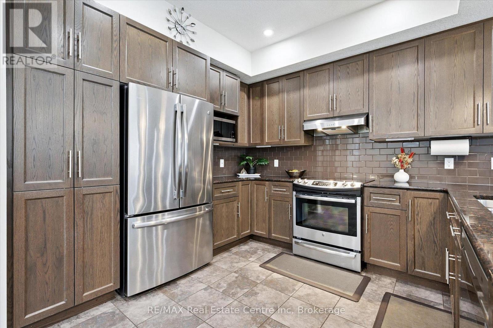 Property at B - 68 YORK ROAD image 3