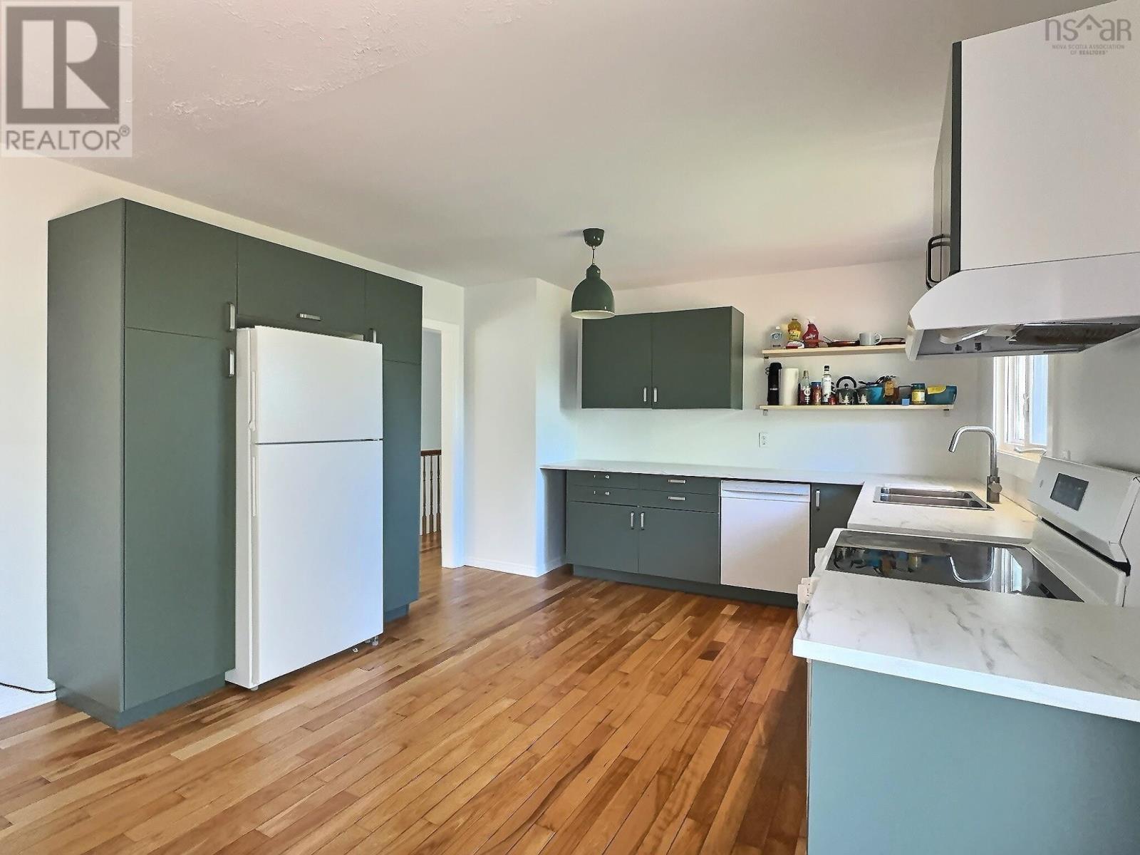 18 Alderney Drive, Enfield, Nova Scotia  B2T 1J7 - Photo 3 - 202519484