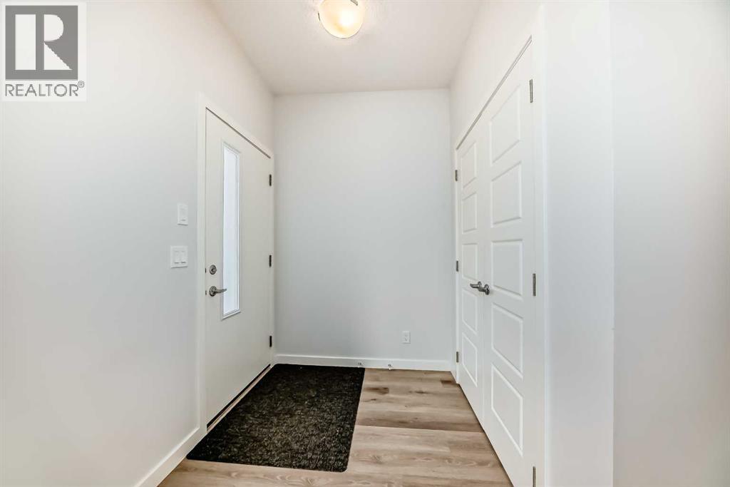 Property at 106, 75 Evanscrest Common NW image 3