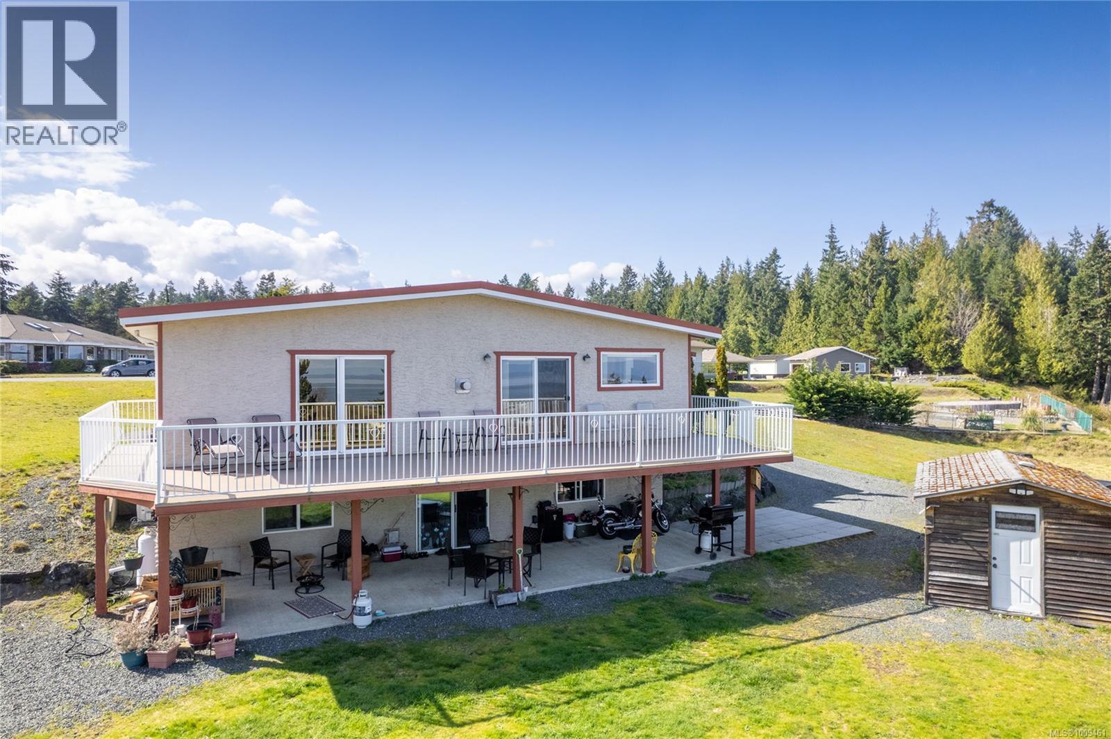 3021 Raymur Pl, Qualicum Beach, British Columbia