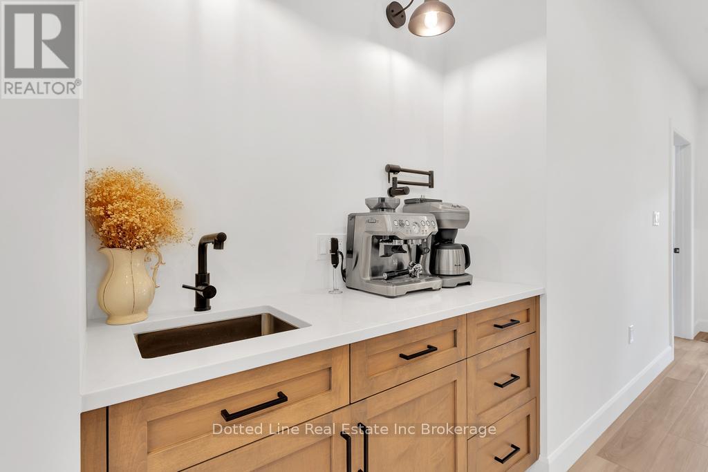 4 Charles Court, Bayham, Ontario  N0J 1T0 - Photo 12 - X12323659