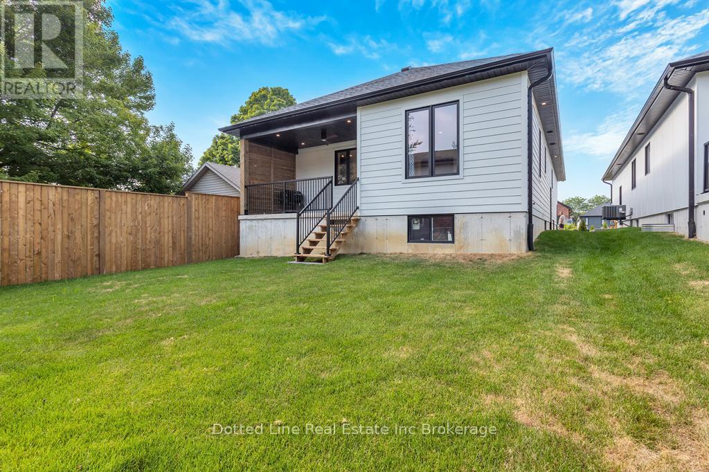 4 Charles Court, Bayham, Ontario  N0J 1T0 - Photo 21 - X12323659