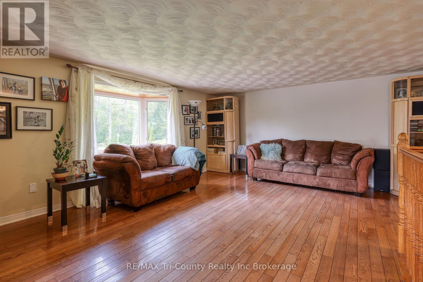 1686 Charlottevile East Quarter Line, Norfolk, Ontario  N3Y 4K5 - Photo 11 - X12333989
