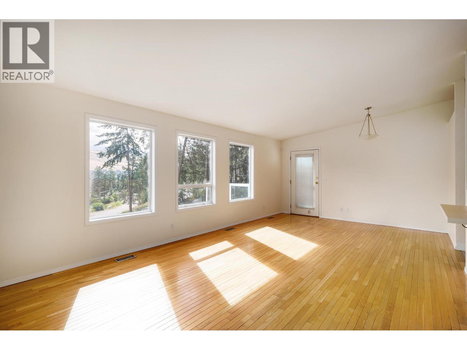 Property at 11311 Mimac Road image 3