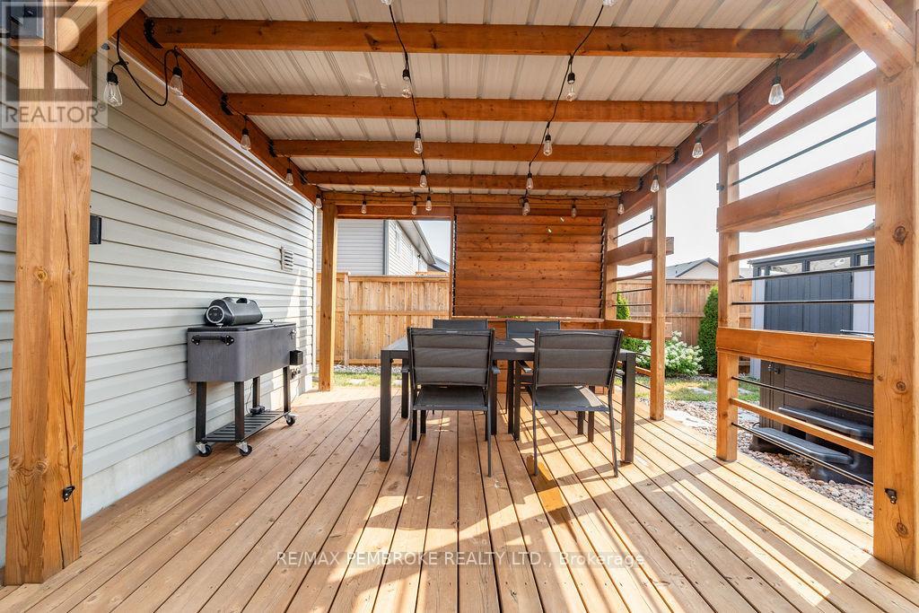 13 Drew Street, Petawawa, Ontario  K8H 0G4 - Photo 43 - X12333863