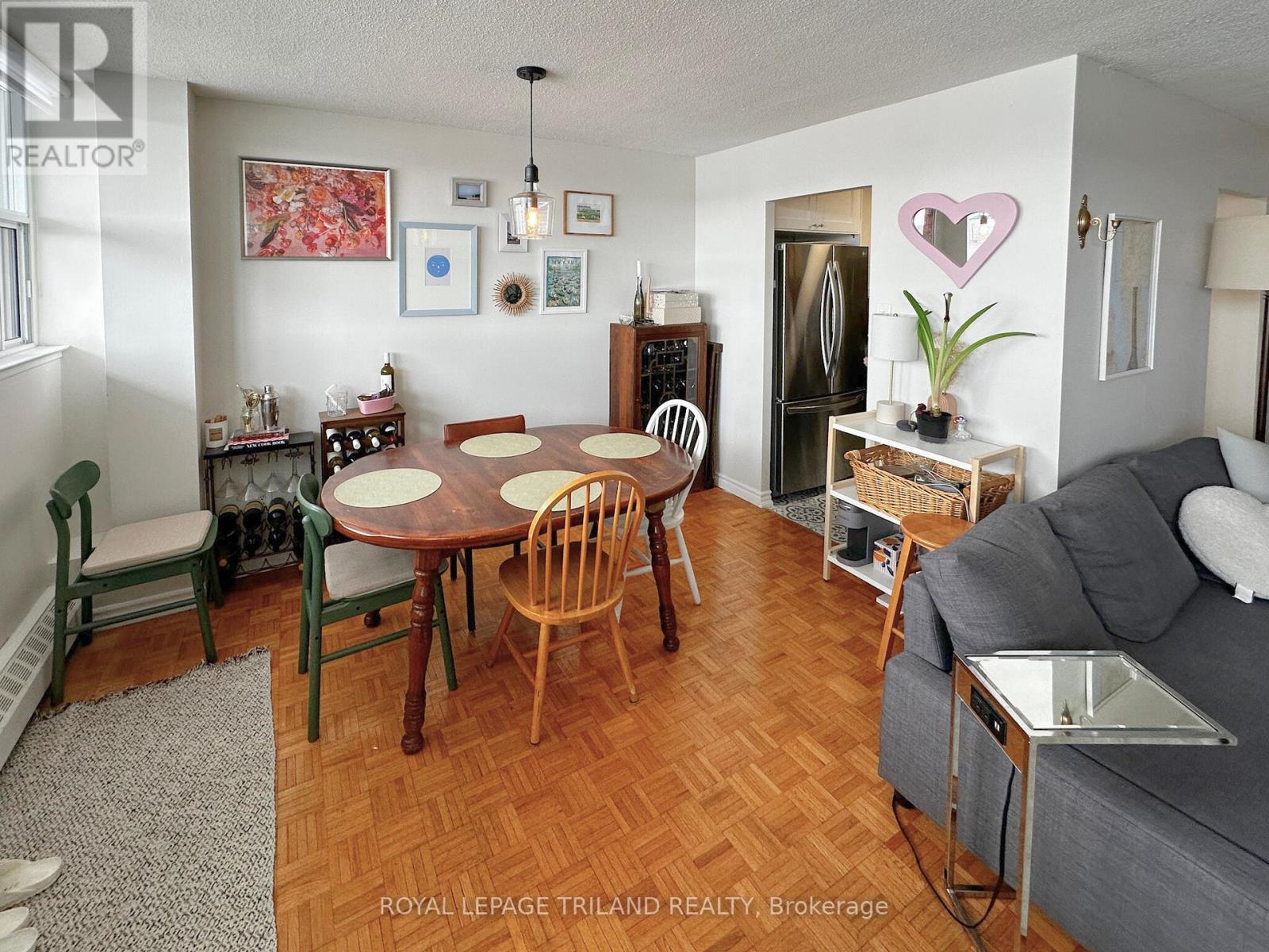 901 - 215 Glenridge Avenue, St. Catharines, Ontario  L2T 3J7 - Photo 12 - X12334035