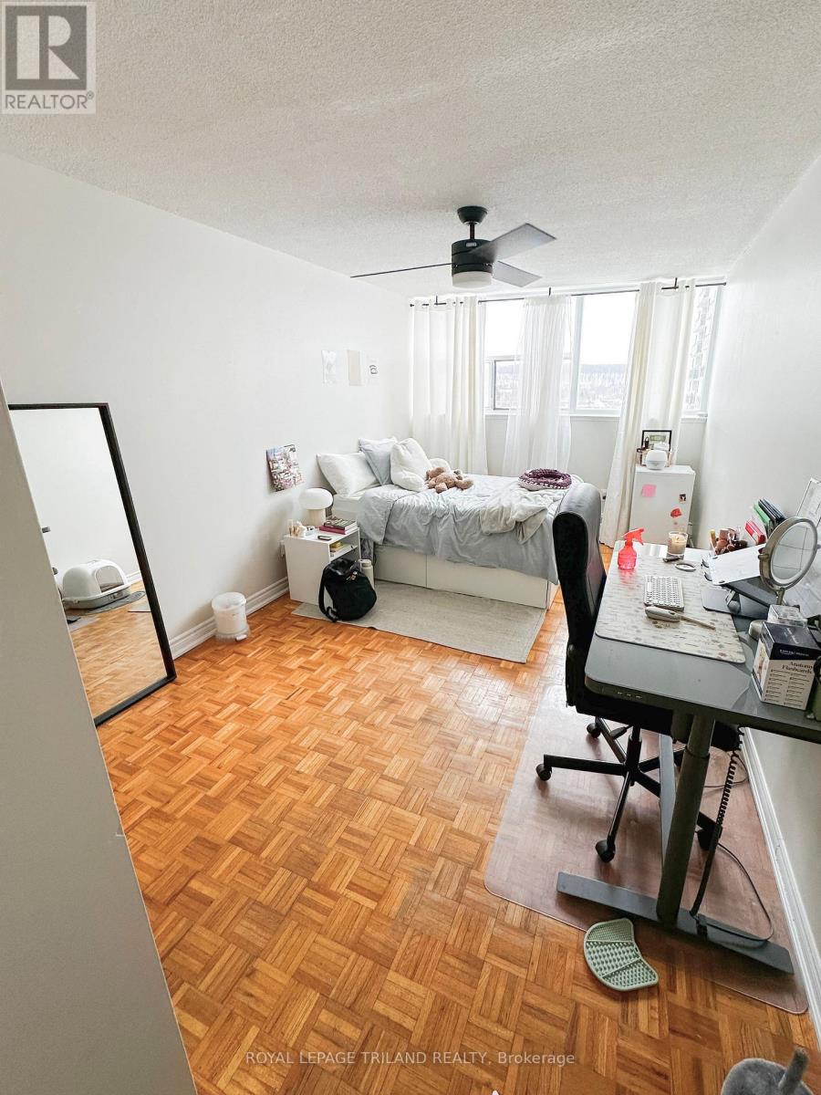 901 - 215 Glenridge Avenue, St. Catharines, Ontario  L2T 3J7 - Photo 20 - X12334035