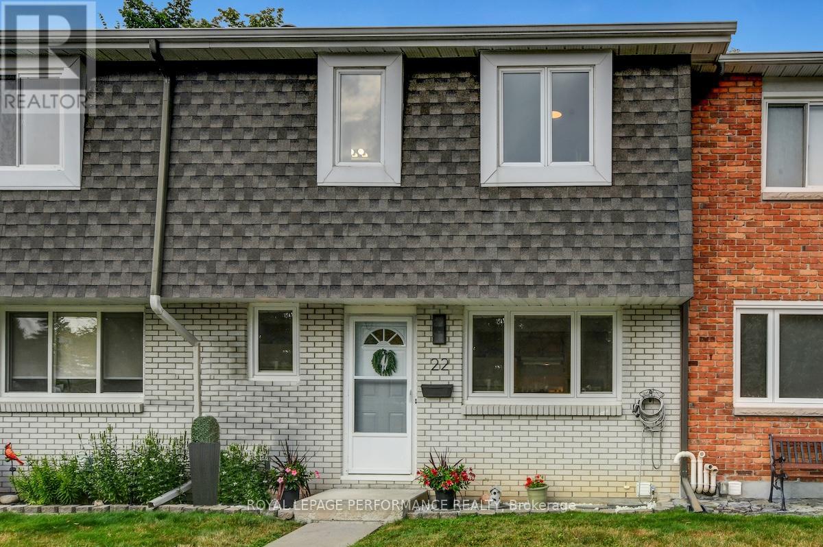 Property at 22 - 550 STRABY AVENUE image 3