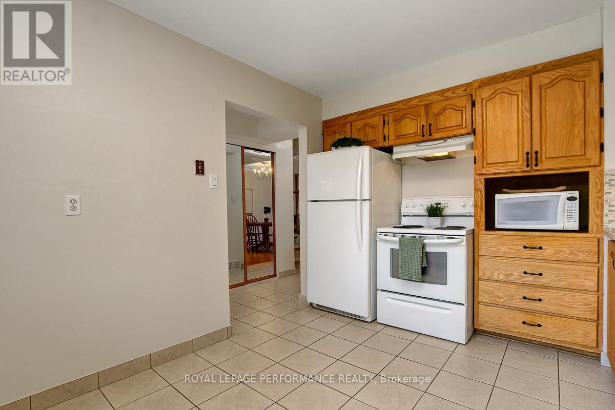22 - 550 Straby Avenue, Ottawa, Ontario  K1K 1H1 - Photo 8 - X12334072