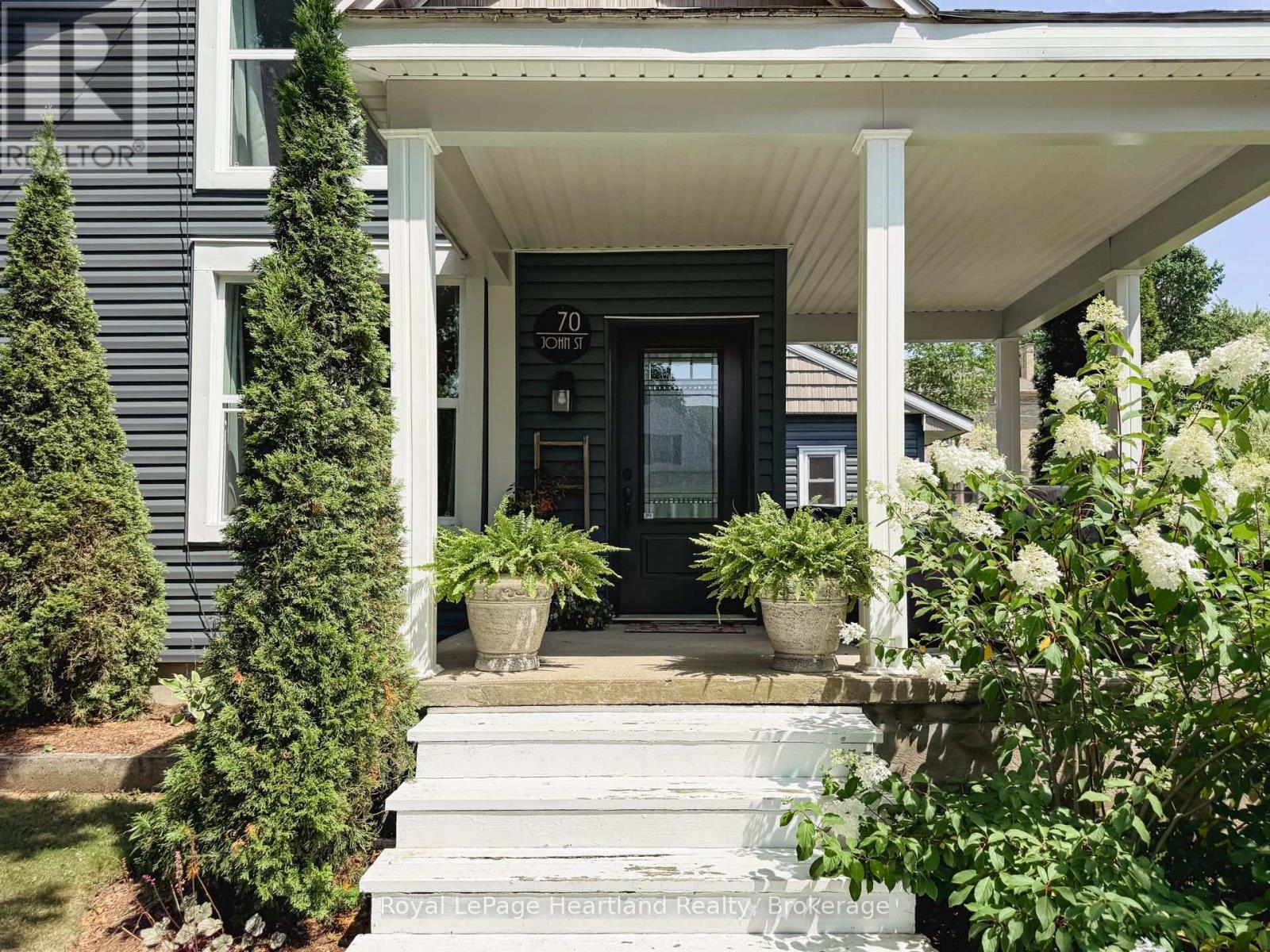 70 John Street, Huron East, Ontario  N0K 1W0 - Photo 3 - X12329761