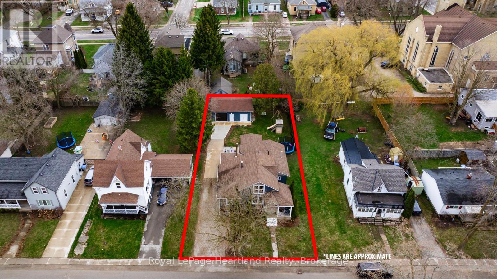 70 John Street, Huron East, Ontario  N0K 1W0 - Photo 48 - X12329761