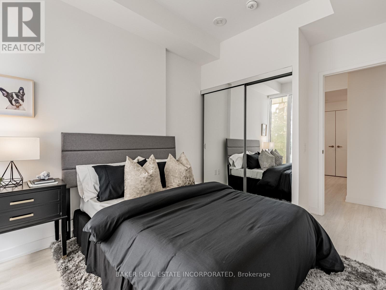 407 Webb Drive, Mississauga, Ontario  L5B 0M4 - Photo 24 - W12286112