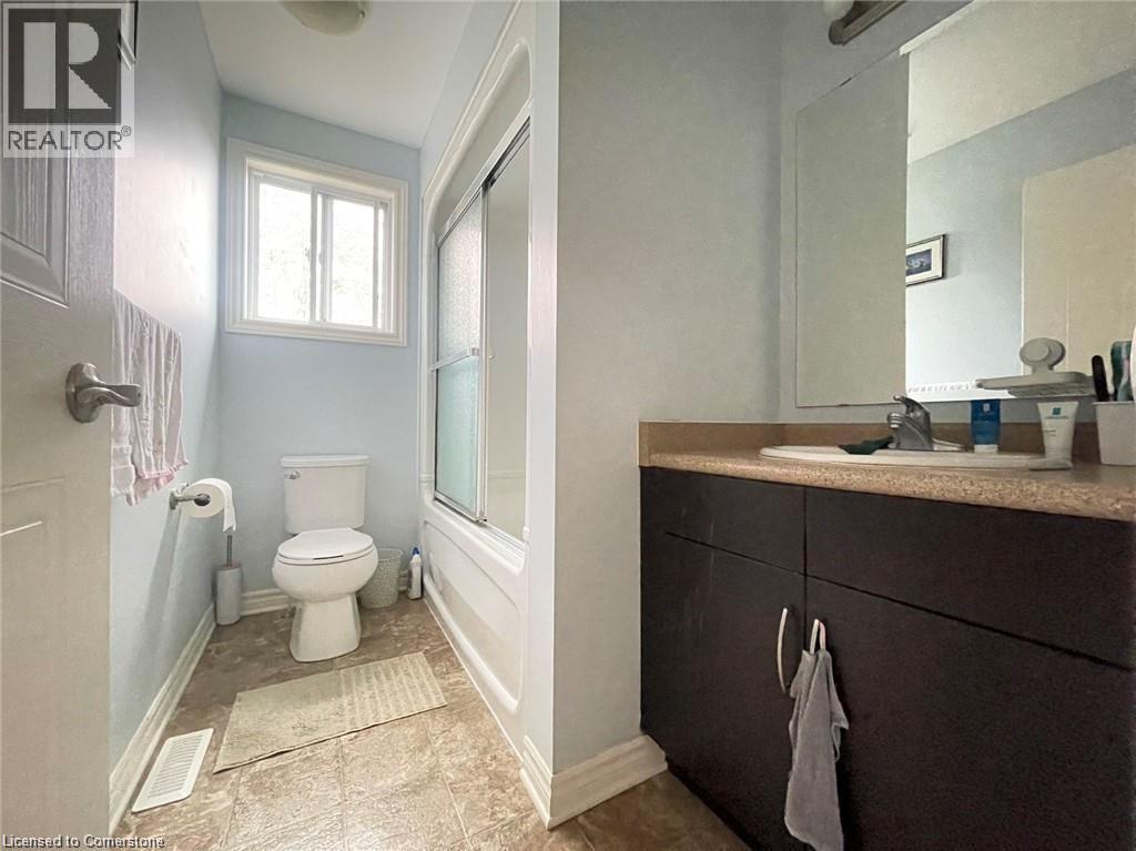 850 Mapleridge Street, London, Ontario  N6H 0A5 - Photo 14 - 40755072