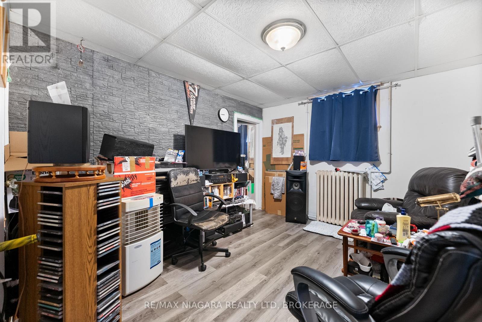 24 Gale Crescent, St. Catharines, Ontario  L2R 3K9 - Photo 27 - X12334105