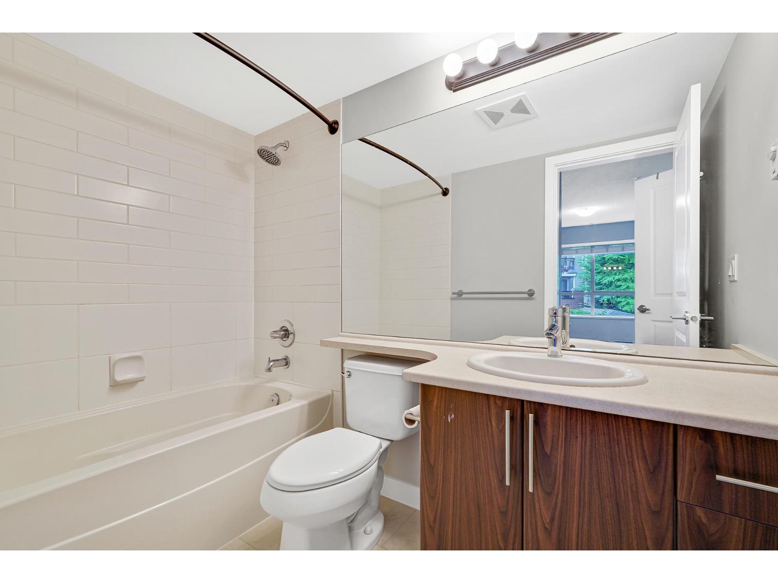 D210 8929 202 Street, Langley, British Columbia  V1M 0B4 - Photo 16 - R3035127