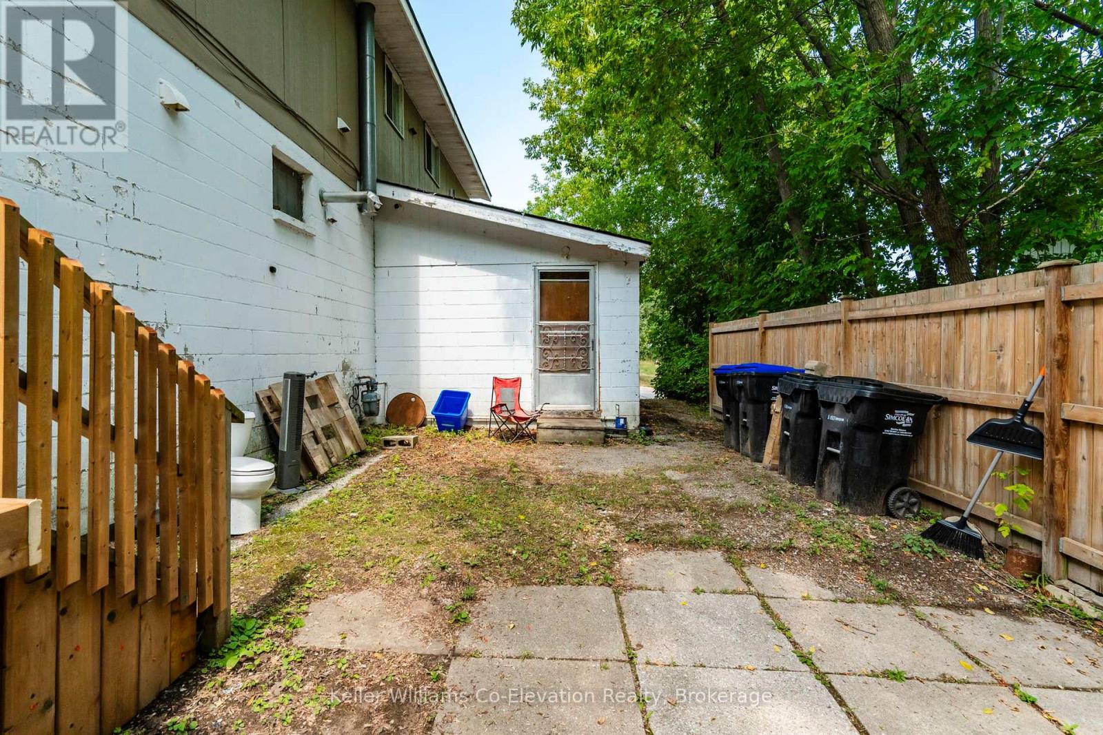 423 Talbot Street, Tay, Ontario  L0K 1R0 - Photo 11 - S12334114