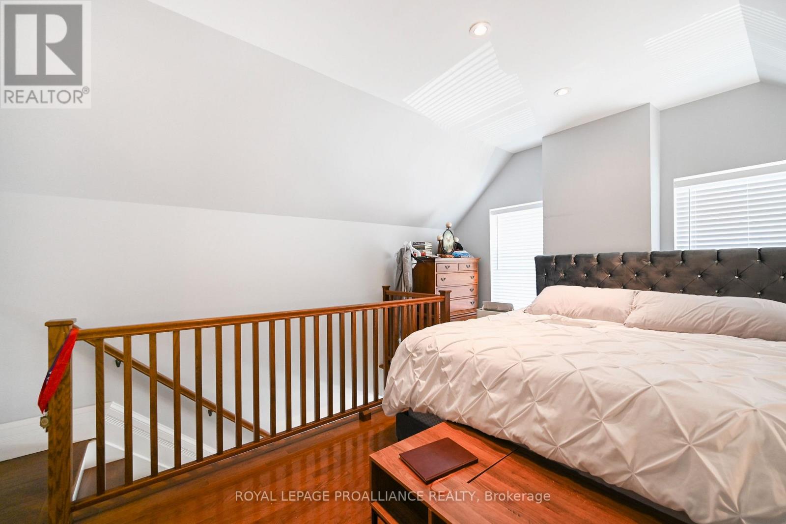 35 Bethune Street, Brockville, Ontario  K6V 2C9 - Photo 13 - X12334123