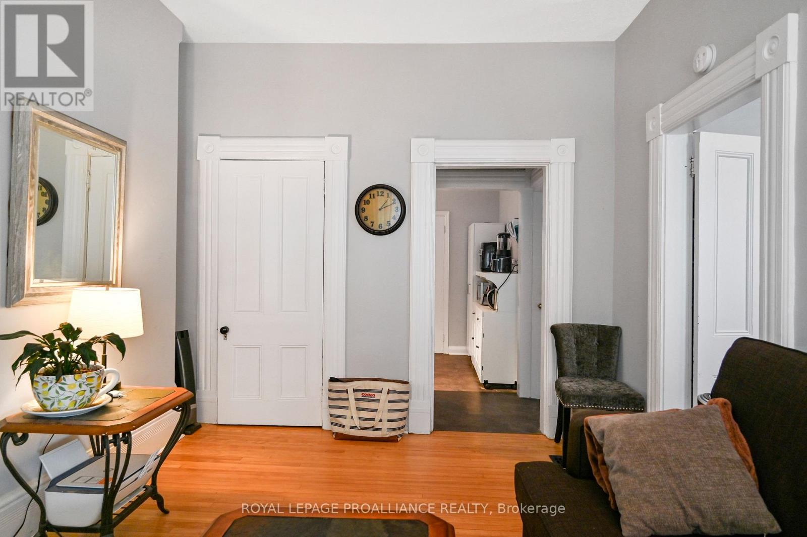 35 Bethune Street, Brockville, Ontario  K6V 2C9 - Photo 21 - X12334123