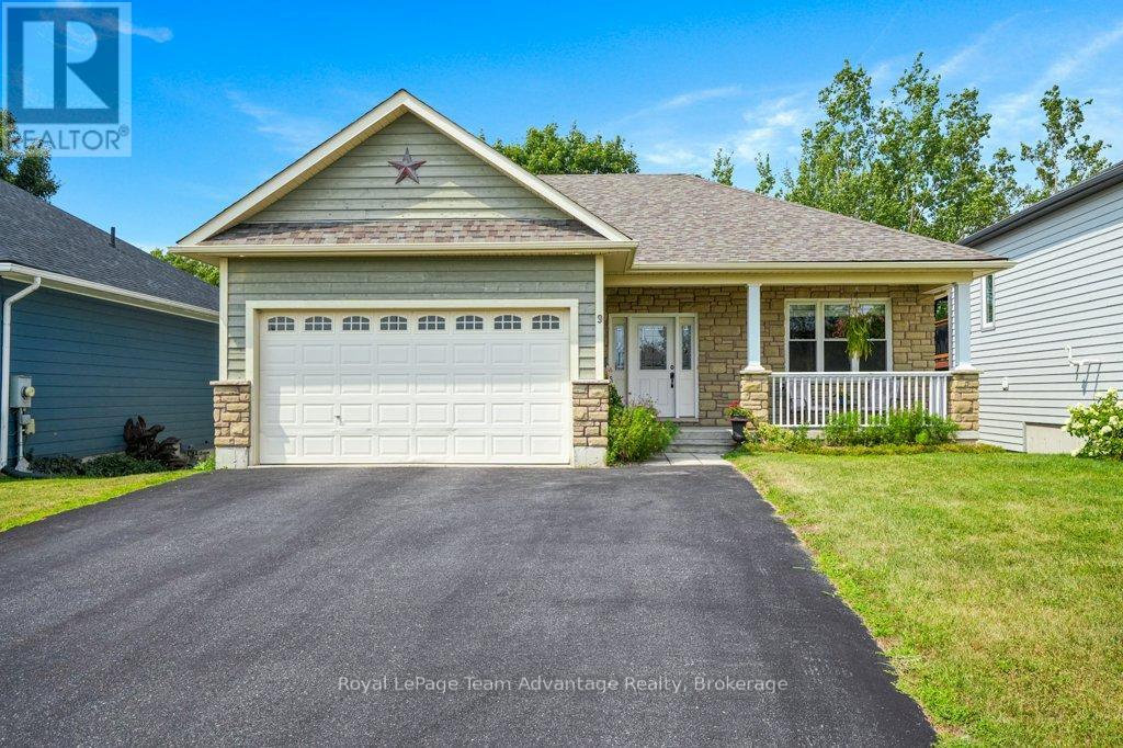 9 Avery Court, Parry Sound, Ontario  P2A 3C4 - Photo 1 - X12334006