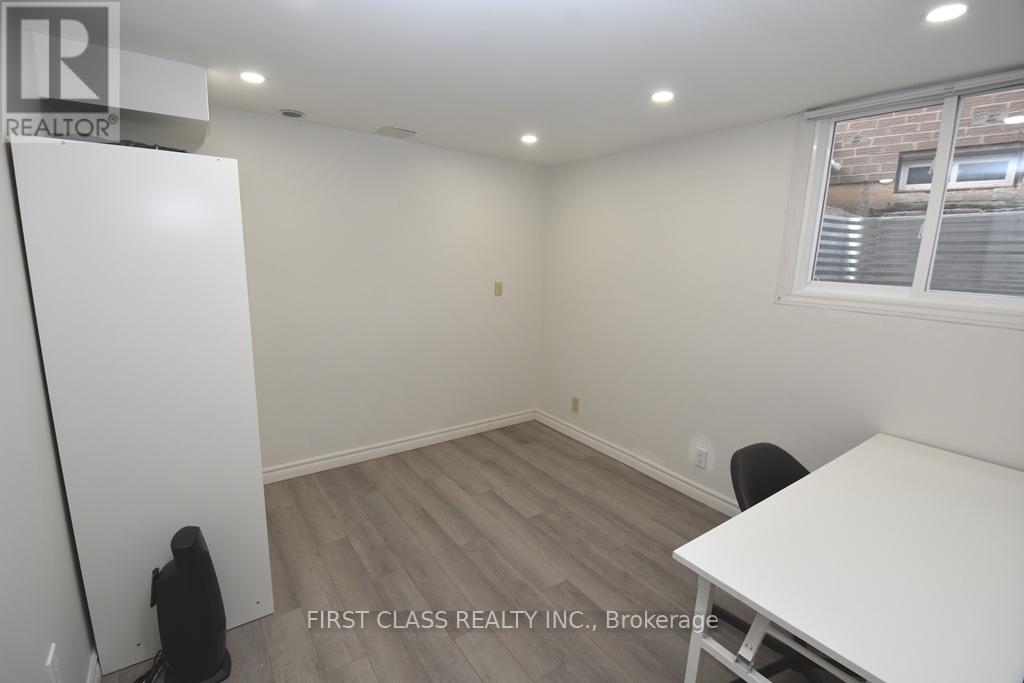 Bsmt - 43 Constellation Crescent, Richmond Hill, Ontario  L4C 8J8 - Photo 9 - N12333922