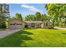 2235 MEADOWLAND STREET, Innisfil, Ontario