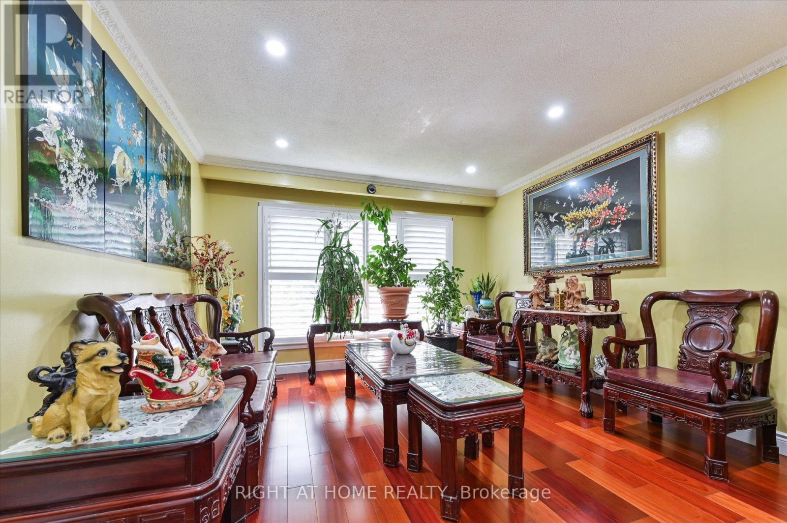 2555 Cynara Road, Mississauga, Ontario  L5B 2R5 - Photo 10 - W12333954