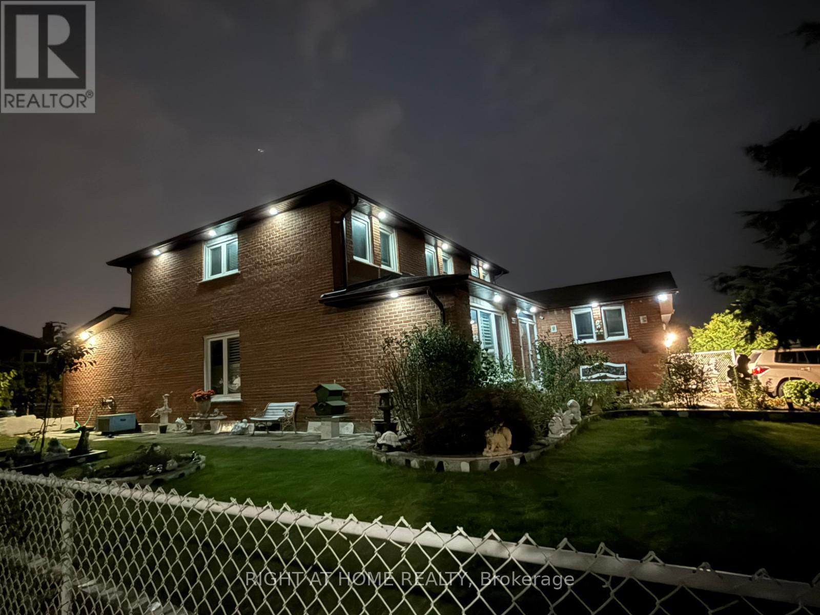 2555 Cynara Road, Mississauga, Ontario  L5B 2R5 - Photo 49 - W12333954