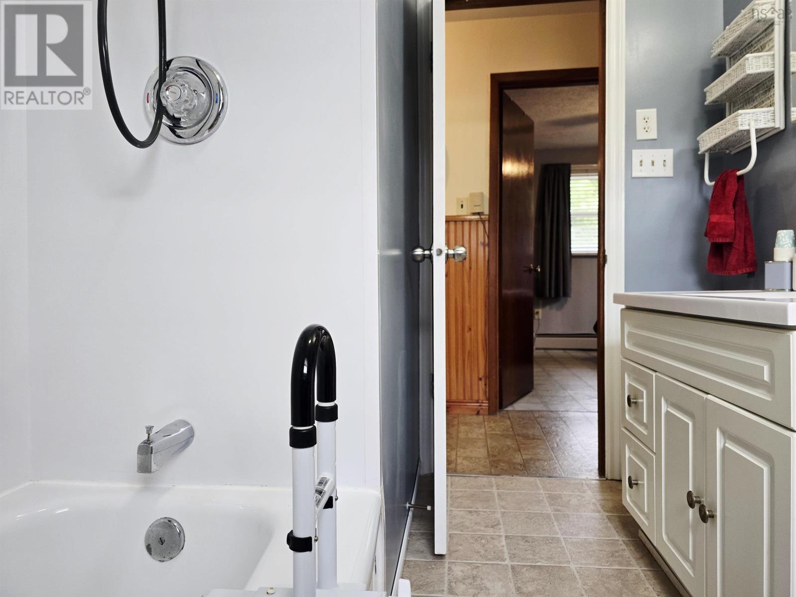 2930 Gairloch Road, Rocklin, Nova Scotia  B0K 2A0 - Photo 18 - 202517654