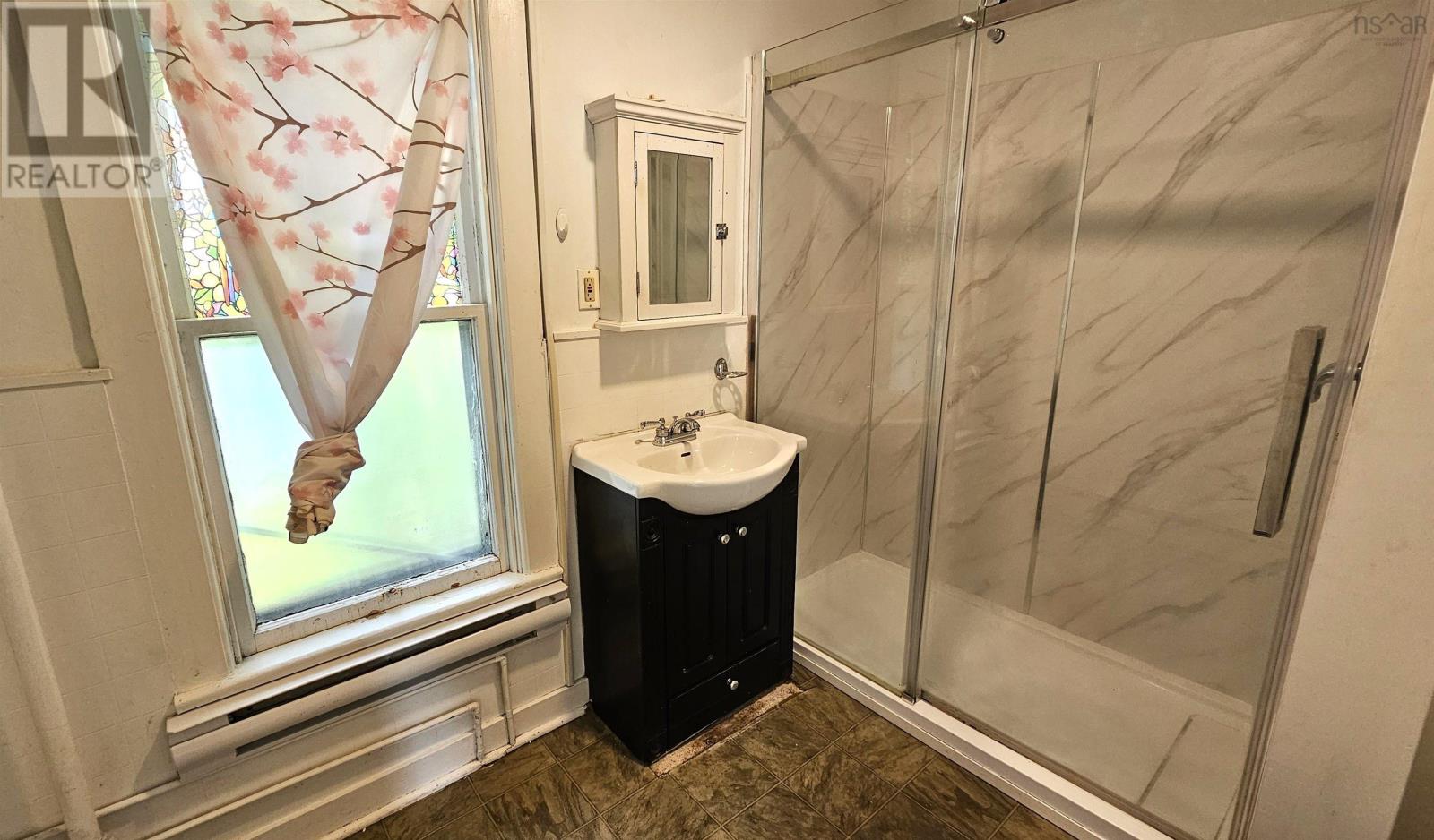 25-27 Victoria Street, Truro, Nova Scotia  B2N 1Y5 - Photo 21 - 202520142