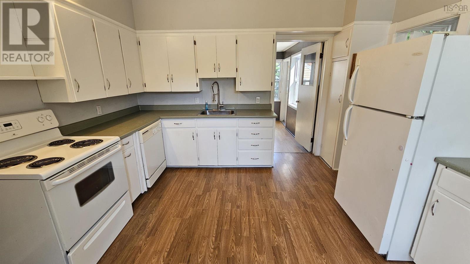 25-27 Victoria Street, Truro, Nova Scotia  B2N 1Y5 - Photo 12 - 202520142